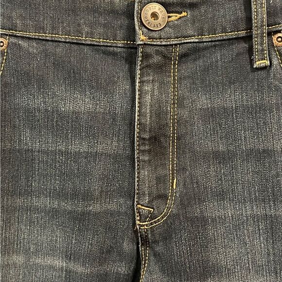 Eddie Bauer Dark Wash Straight leg Jean size 12/31 NWOT - Picture 10 of 15